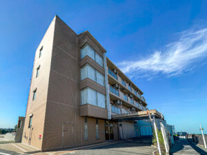 ガーデン寿外観